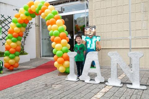 Fotos da festa infantil de 5 anos do Ian no Buffet Além d'Alegria Prime, na zona leste de São Paulo.'