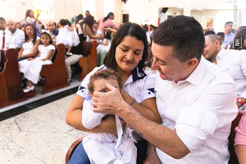 Cerimônia de batismo do João Lucas realizada na Igreja do Sagrado Coração de Jesus, zona sul de São Paulo.'