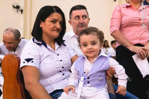 Cerimônia de batismo do João Lucas realizada na Igreja do Sagrado Coração de Jesus, zona sul de São Paulo.'
