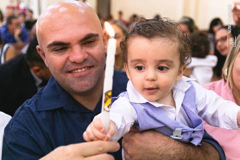 Cerimônia de batismo do João Lucas realizada na Igreja do Sagrado Coração de Jesus, zona sul de São Paulo.'