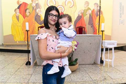 Cerimônia de batismo do João Lucas realizada na Igreja do Sagrado Coração de Jesus, zona sul de São Paulo.'