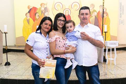 Cerimônia de batismo do João Lucas realizada na Igreja do Sagrado Coração de Jesus, zona sul de São Paulo.'