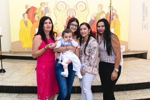 Cerimônia de batismo do João Lucas realizada na Igreja do Sagrado Coração de Jesus, zona sul de São Paulo.'