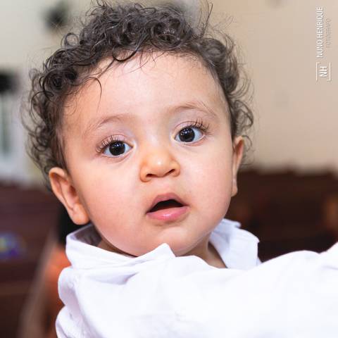 Cerimônia de batismo do Theo realizada na Igreja do Sagrado Coração de Jesus, zona sul de São Paulo.'