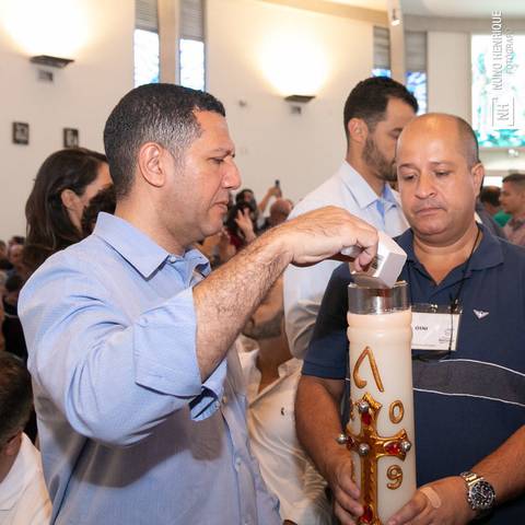 Cerimônia de batizado do Pedro Mendes realizada na Paróquia Nossa Senhora da Esperança, no bairro de Moema em São Paulo.'