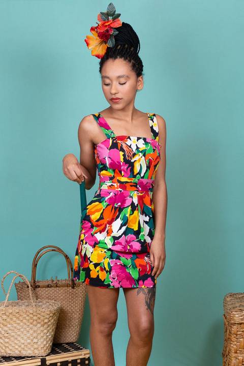 Ensaio de lookbook para divulgação de novos garimpos do Devant Vintage Brechó, localizado na zona oeste de São Paulo.'