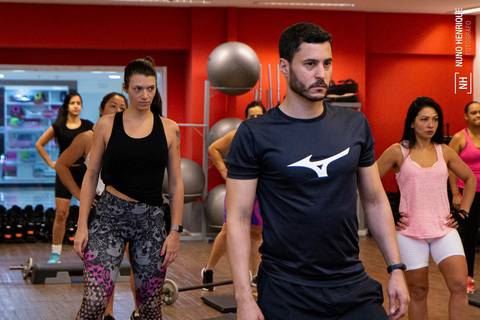 Aula de Cross HIIT na academia Inova, dentro do Shopping Praça da Moça em Diadema.'