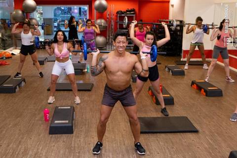 Aula de Cross HIIT na academia Inova, dentro do Shopping Praça da Moça em Diadema.'