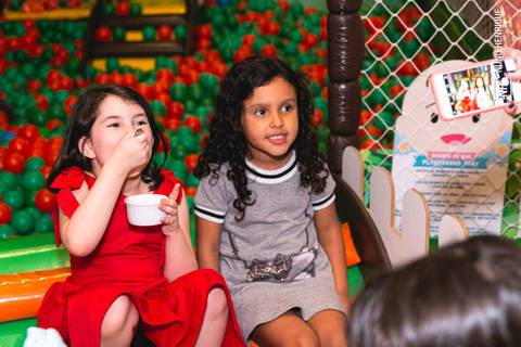 Aniversário infantil da Beatriz com tema Turma da Mônica realizado no Buffet Kid Recanto Santana'