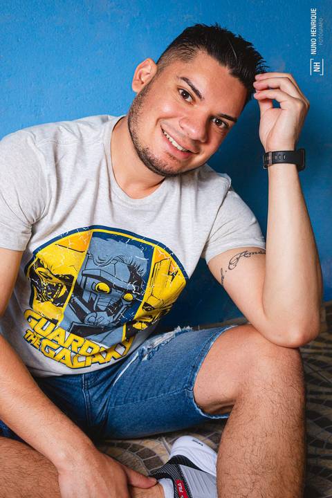 Ensaio fotográfico com o David Lima feito em casa para celebrar seus 30 anos de vida!'