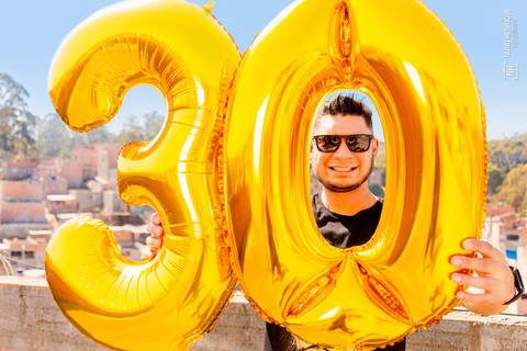 Ensaio fotográfico com o David Lima feito em casa para celebrar seus 30 anos de vida!'