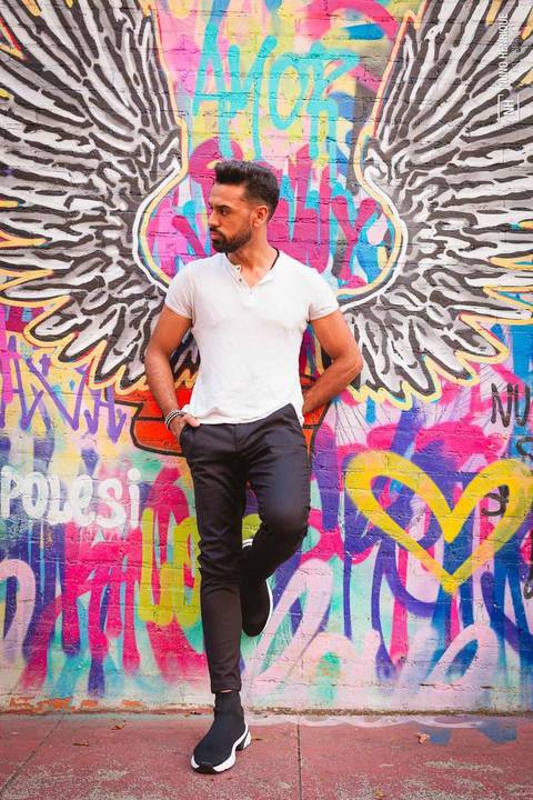 Ensaio com o modelo Thiago Oliveira na Rua Oscar Freire em São Paulo.'