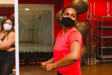 Aula de Fit Dance na Academia Inova Diadema, dentro do Shopping Praça da Moça.'