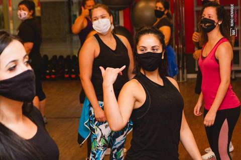 Aula de Fit Dance na Academia Inova Diadema, dentro do Shopping Praça da Moça.'