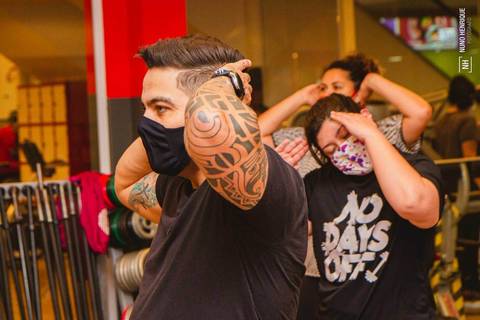 Aula de Fit Dance na Academia Inova Diadema, dentro do Shopping Praça da Moça.'