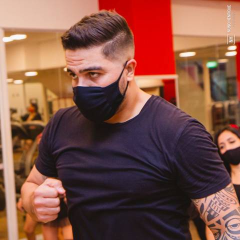 Aula de Fit Dance na Academia Inova Diadema, dentro do Shopping Praça da Moça.'