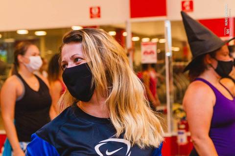 Aula de Fit Dance na Academia Inova Diadema, dentro do Shopping Praça da Moça.'