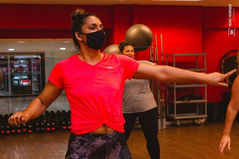 Aula de Fit Dance na Academia Inova Diadema, dentro do Shopping Praça da Moça.'