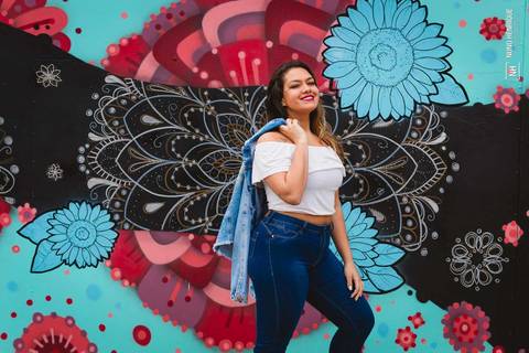 Ensaio fotográfico com a Fernanda Ambar no Beco do Batman, na cidade de São Paulo.'