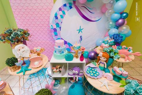 Decoração de sereia de aniversário infantil no Jardim Campanário, em Diadema.'