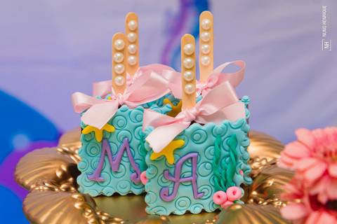 Decoração de sereia de aniversário infantil no Jardim Campanário, em Diadema.'