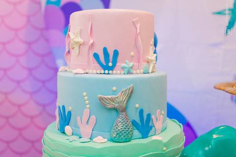 Decoração de sereia de aniversário infantil no Jardim Campanário, em Diadema.'