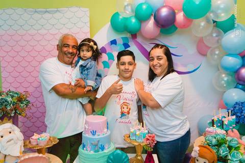 Fotos da festa de aniversário infantil da Emanuelly Vitória no Jardim Campanário, em Diadema.'