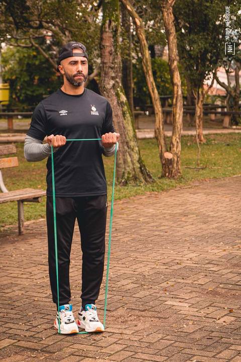 Ensaio fotográfico para material de divulgação do personal trainer Rogério Menezes no parque Prefeito Celso Daniel.'