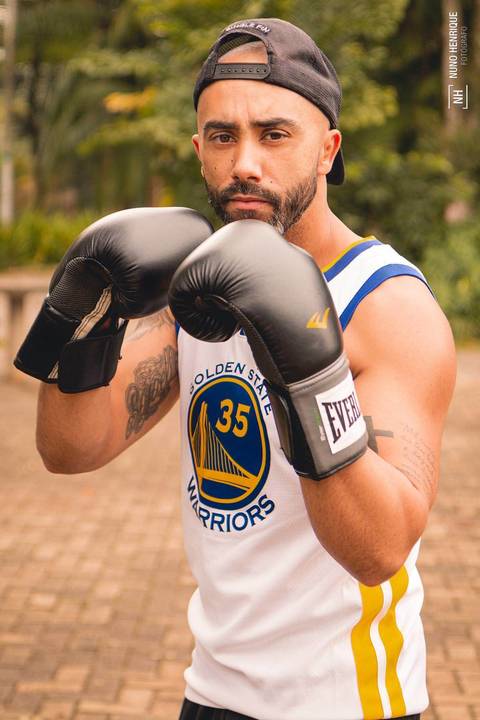 Ensaio fotográfico para material de divulgação do personal trainer Rogério Menezes no parque Prefeito Celso Daniel.'