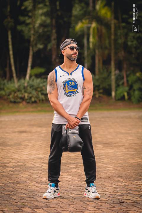 Ensaio fotográfico para material de divulgação do personal trainer Rogério Menezes no parque Prefeito Celso Daniel.'