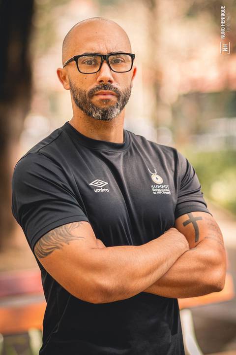 Ensaio fotográfico para material de divulgação do personal trainer Rogério Menezes no parque Prefeito Celso Daniel.'