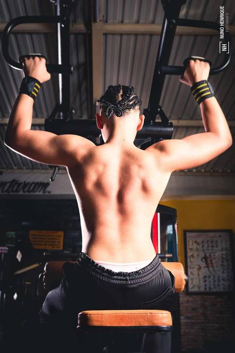 Ensaio fitness com o João Pedro Moura na academia Skyfit, em Itaquaquecetuba/SP.'