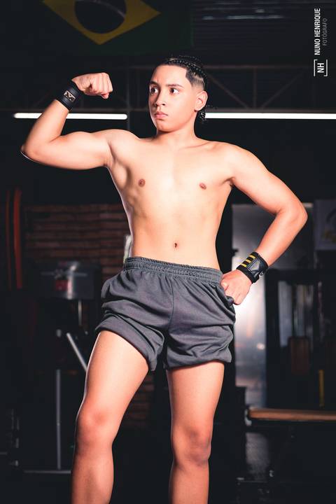 Ensaio fitness com o João Pedro Moura na academia Skyfit, em Itaquaquecetuba/SP.'