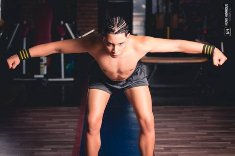 Ensaio fitness com o João Pedro Moura na academia Skyfit, em Itaquaquecetuba/SP.'
