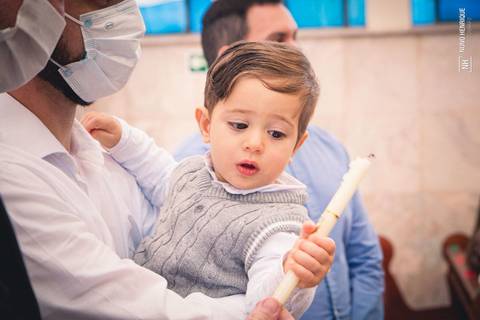 Fotos da missa de batismo do Carlos Borim Cima na Paróquia Santo Ivo, na cidade de São Paulo.'