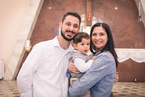 Fotos da missa de batismo do Carlos Borim Cima na Paróquia Santo Ivo, na cidade de São Paulo.'