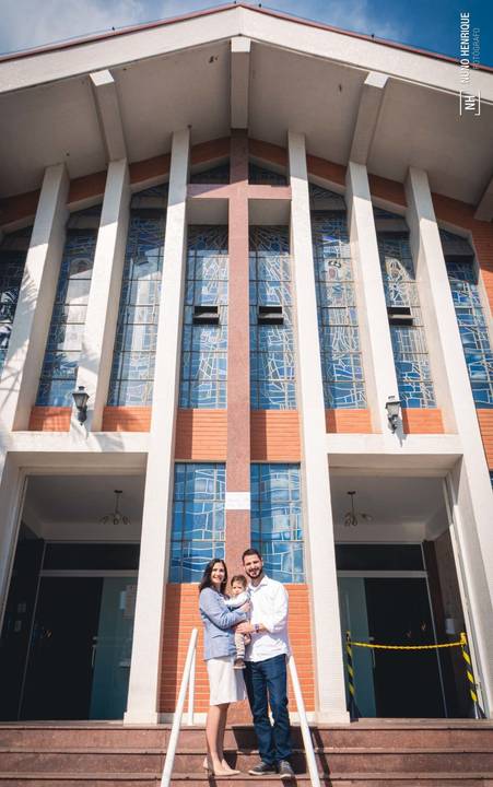 Fotos da missa de batismo do Carlos Borim Cima na Paróquia Santo Ivo, na cidade de São Paulo.'