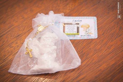 Fotos da missa de batismo do Carlos Borim Cima na Paróquia Santo Ivo, na cidade de São Paulo.'