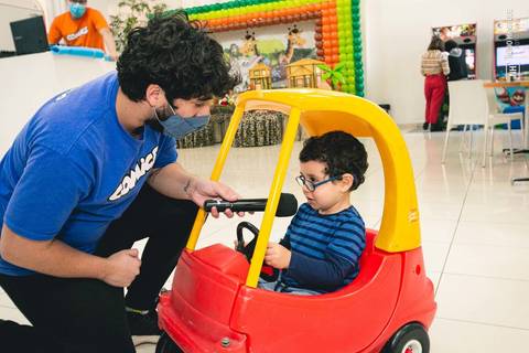 Fotografias da festa de aniversário do Carlos Borim Cima no Buffet Infantil Comics, na cidade de São Paulo.'