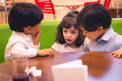 Aniversário infantil da Isabella Ota no Buffet Villa Dublin em São Paulo.'