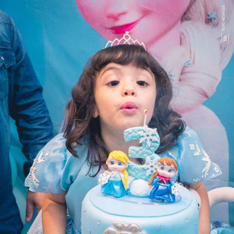 Aniversário infantil da Isabella Ota no Buffet Villa Dublin em São Paulo.'