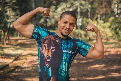 Retrato do Otton Teixeira no Parque do Piqueri, na cidade de São Paulo.'