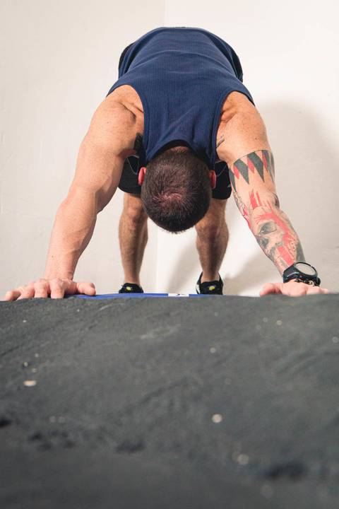 Personal trainer Guilherme Cerino no seu estúdio na cidade de Santo André'