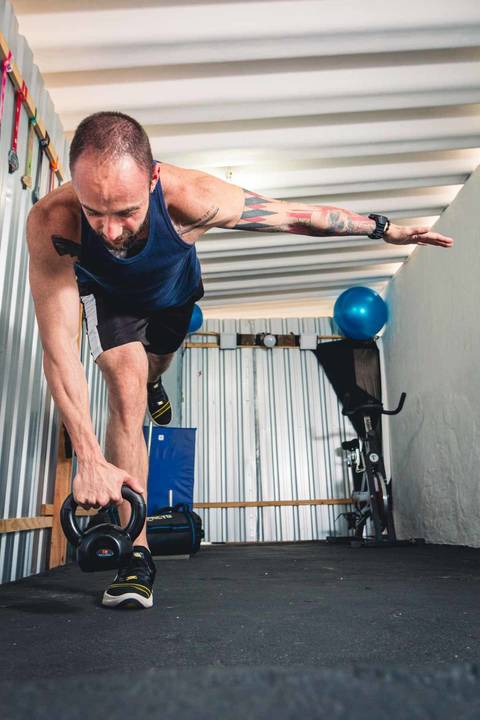 Personal trainer Guilherme Cerino no seu estúdio na cidade de Santo André'