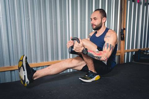 Personal trainer Guilherme Cerino no seu estúdio na cidade de Santo André'