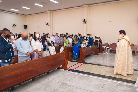 Batizado da Isabela Alves na Igreja do Sagrado Coração de Jesus, diocese de Campo Limpo, zona sul de São Paulo.'
