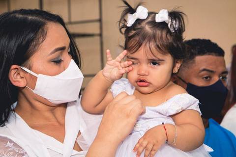 Batizado da Lorenna Silva na Igreja do Sagrado Coração de Jesus, zona sul de São Paulo.'