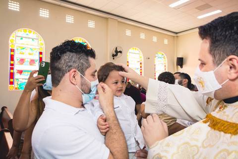 Batizado do Matheus Oliveira na Igreja do Sagrado Coração de Jesus, zona sul de São Paulo.'