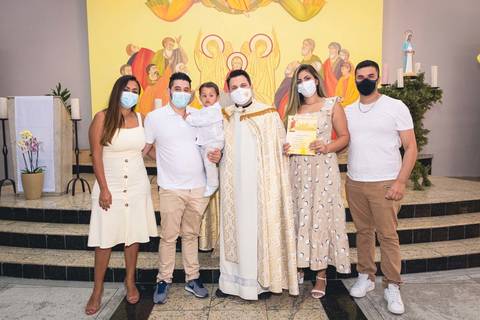 Batizado do Matheus Oliveira na Igreja do Sagrado Coração de Jesus, zona sul de São Paulo.'
