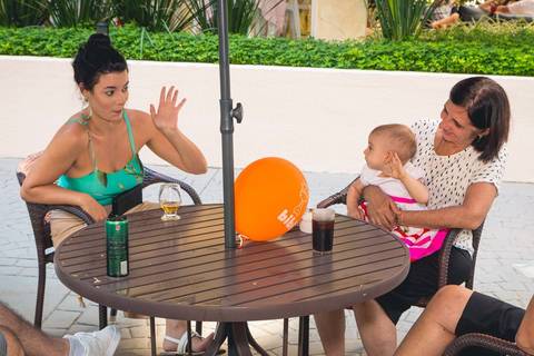 Fotos do aniversário de 1 ano da Helena com o tema de circo.'